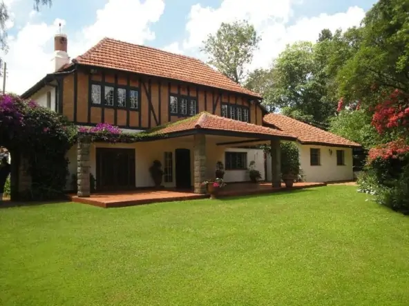 House 592x444