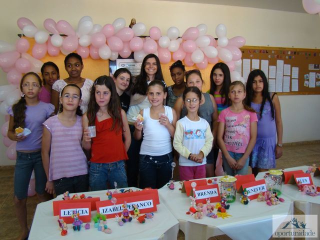 03.09.2011.arte em biscuit. display