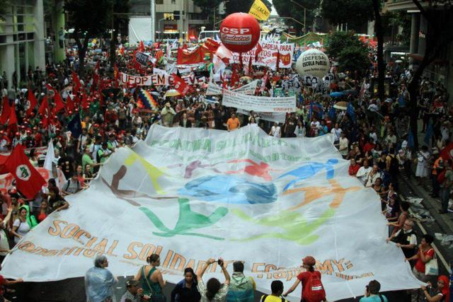 2012 marcha da cupula dos povos display