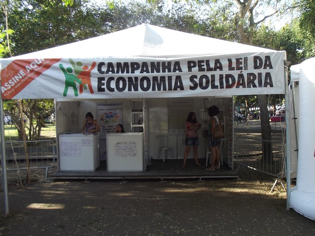 2012 cúpula dos povos  tenda campanha display