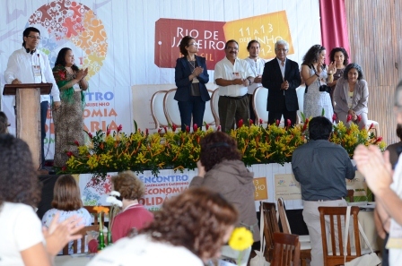 2012   v encontro latinoamericano e caribenho de economia solidária e comércio justo   rj display